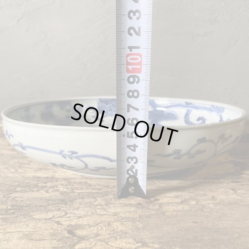 画像12: 伊万里焼　染付　松　梅　大皿 (12)