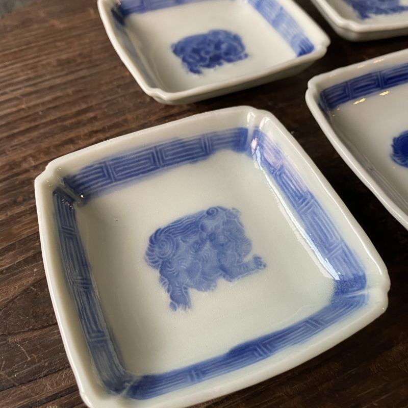 瀬戸焼 染付 獅子 陽刻 豆皿 小皿 ジャパニーズアンティークショップ【結和堂オンラインショップ】