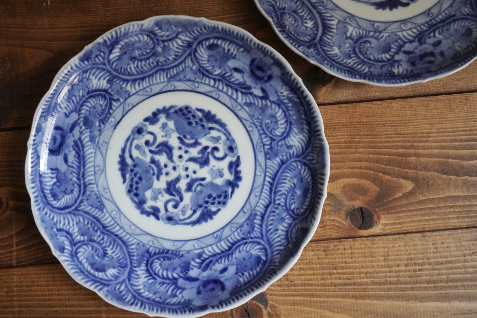 伊万里焼染付唐草に花図向付 5個 [B31558] 伊万里焼染付唐草に花図向付 5個 [B31558] 古伊万里染